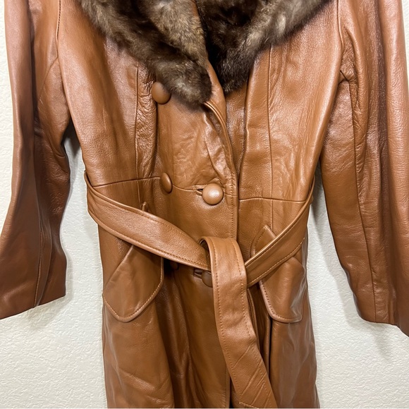 Vintage 70’s Cognac Leather Trench Coat Short Fur Collar Size 14 - Picture 6 of 15